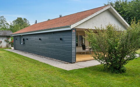 Geske - 3.2Km from the Sea: Holz, Dach, Die Architektur, Zuhause, Haus, Hütte, Abstellgleis, Hartholz, Steigung, Estate