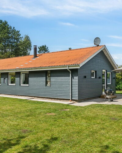 Geske - 3.2Km from the Sea