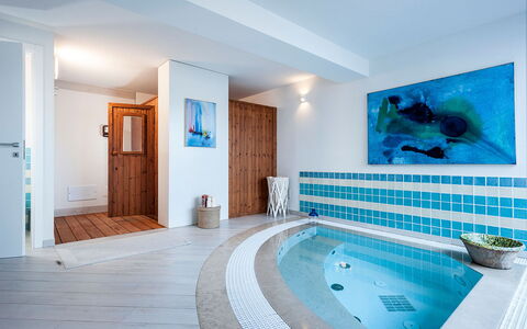 Casa Mareblu - Marina Di Modica, Sicilia: Blau, Wasser, Azurblau, Pflanze, Tür, Die Architektur, Interior Design, Flooring, Gebäude, Fussboden