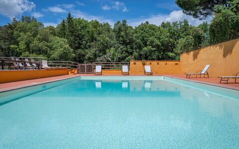 Tenuta De Paoli - Chianni, Pool, Wifi, Privacy, To: Wasser, Wolke, Himmel, Schwimmbad, Pflanze, Gebäude, Azurblau, Baum, Schatten, Verbundwerkstoff