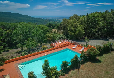 Tenuta De Paoli - Chianni, Pool, Wifi, Privacy, To: Wasser, Wolke, Pflanze, Himmel, Schwimmbad, Natur, Azurblau, Natürliche Landschaft, Baum, Freizeit
