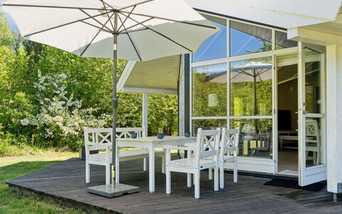 Fatima - 400M from the Sea: Möbel, Interior Design, Flooring, Fussboden, Decke, Zimmer, Stuhl, Tabelle, Wohnung, Küche & Esszimmer Tisch
