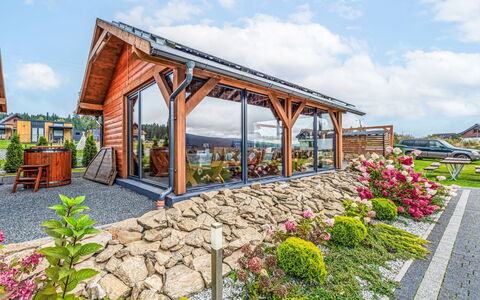 Osada Orlica: Garten, Landscaping, Schatten, Blumentopf, Garten, Auffahrt, Walkway, Outdoor Struktur, Eco Hotel
