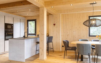 Unterkunft:&nbsp;02 Nth027 Sup Chalet mit Sauna und Hot Tub 3 Etage