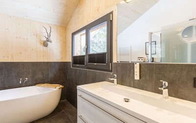 Unterkunft:&nbsp;02 Nth024 Sup Chalet mit Sauna und Hot Tub 2 Etage