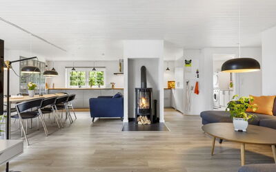 Krok - 1.2Km from the Sea