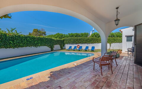 Libertos V4 - Vip Properties: Blau, Schwimmbad, Estate, Schatten, Hazienda, Villa, Resort, Hotel, Eco Hotel