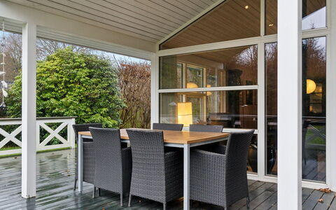 Ananda - 900M from the Sea: Blau, Strauch, Hütte, Ground, Garten, Estate, Schatten, Landscaping, Bauernhaus, Eco Hotel