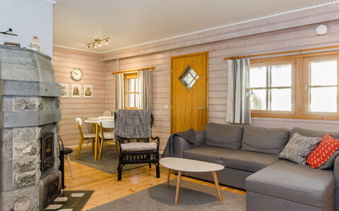 Kulta-Käkönen 17 by Bomba: Bett, Möbel, Schlafzimmer, Interior Design, Bedding, Bettdecke, Flooring, Holz, Fussboden, Zimmer