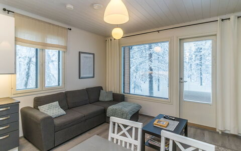 Villa Maria: Holz, Interior Design, Flooring, Möbel, Decke, Fussboden, Zuhause, Zimmer, Couch, Wohnzimmer