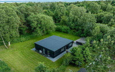 Scalli - 1.5Km to the Fjord