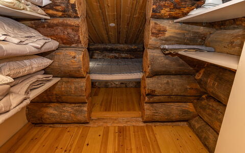 Aurinko-Ruka C6: Schnee, Winter, Holz, Hütte, Haus, Dach, Hütte, Zuhause, Einfrieren, Blockhaus