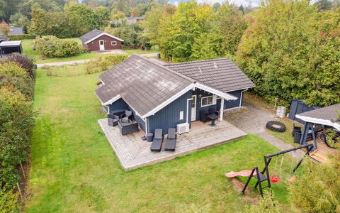 Thorke - 200M from the Sea: Haus, Zuhause, Dach, Hütte, Estate, Landscaping, Gartenbauten, Abstellgleis, Bauernhaus