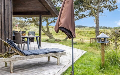 Lagho - 500M from the Sea: Decke, Flooring, Interior Design, Fussboden, Verbundwerkstoff, Möbel, Resort, Hotel, Design, Daylighting