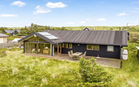 Gidske - 300M from the Sea: 