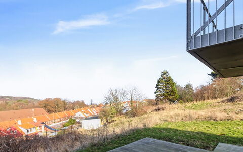 Sasser - 450M from the Sea: Bergforms, Berg, Hügel, Gebirge, Bergstation, Menschliche Siedlung, Urban Design, Alpen, Senke, Gipfel