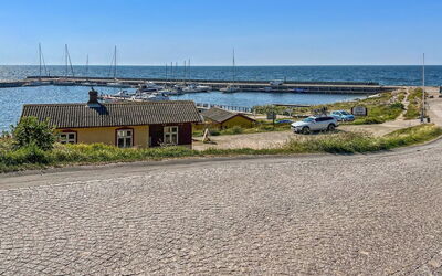 Rossella - 450M from the Sea