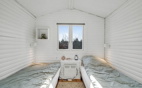 Holte - 750M from the Sea