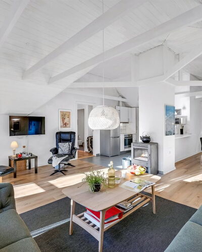 Malti - 1.3Km from the Sea