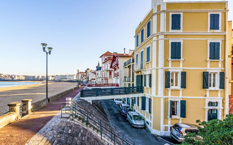 Saint-Jean-De-Luz 477: Wohnung, Balkon, Geländer, Baluster