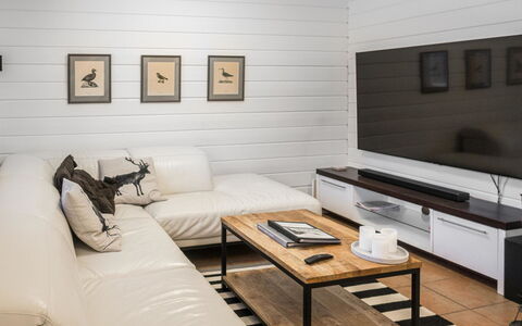 Ruska: Schwimmbad, Resort, Gartenmöbel, Design, Schatten, Landscaping, Hotel, Water Feature, Eco Hotel