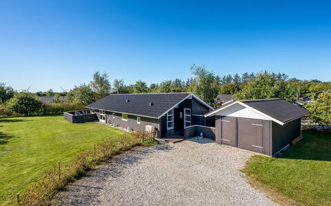Cristiana - 1Km to the Fjord: Flooring, Interior Design, Holz, Fussboden, Treppe, Decke, Holzbeize, Holzboden, Hartholz, Geländer