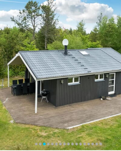 Dwerg - 500M from the Sea