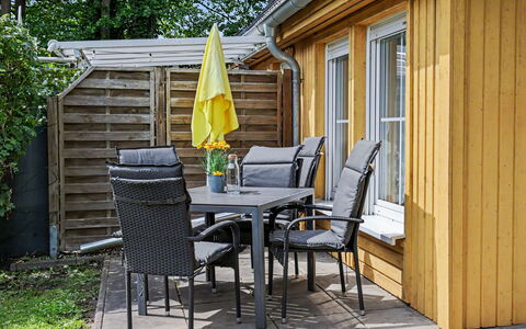 Schneider 2D: Holz, Möbel, Gartenmöbel, Stuhl, Flooring, Veranda, Blumentopf, Hartholz, Holzbeize, Deck