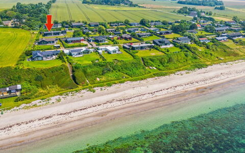 Niesina - 100M from the Sea: Holz, Dach, Die Architektur, Zuhause, Haus, Hütte, Abstellgleis, Hartholz, Steigung, Estate