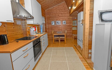Pohjaslahdentie 17 a: Holz, Küche, Flooring, Major Appliance, Fussboden, Decke, Küchengerät, Countertop, Interior Design, Holzbeize
