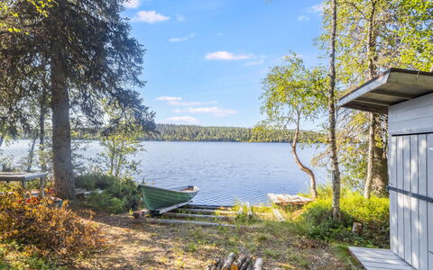Pohjaslahdentie 17 a: Wasser, Gewässer, Natürlichen Umgebung, Natur, Natürliche Landschaft, Bank, Landschaft, See, Ufer