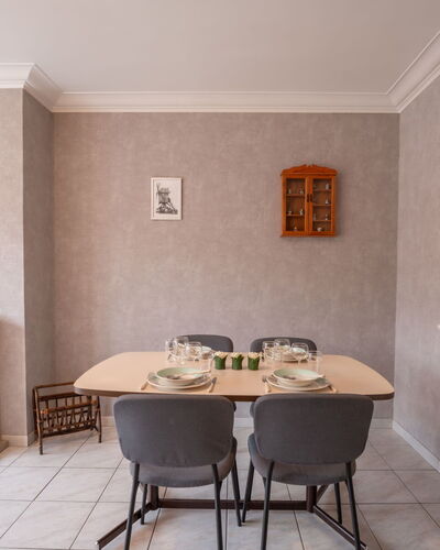 Centrally Located Graaf Jan