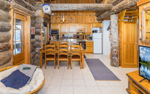 Kelovalta 1B: Holz, Hütte, Blockhaus, Zuhause, Einfrieren, Hütte, Strahl, Winter, Schnee