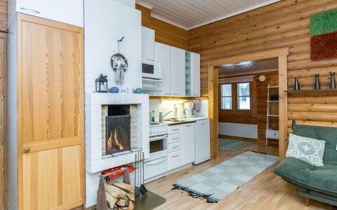 Tuunaantupa 2 F: Möbel, Interior Design, Flooring, Fussboden, Tabelle, Decke, Küche & Esszimmer Tisch, Beleuchtung, Stuhl, Zuhause