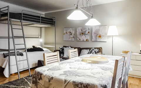 Saajola: Möbel, Interior Design, Bett, Flooring, Fussboden, Schlafzimmer, Holz, Zimmer, Bedding, Bettdecke
