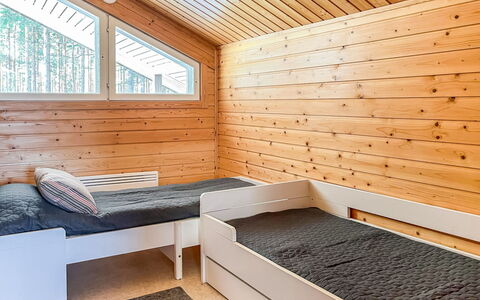Lumpeenranta: Holz, Interior Design, Decke, Zimmer, Holzbeize, Hartholz, Planke, Schlafzimmer, Winter, Dachboden