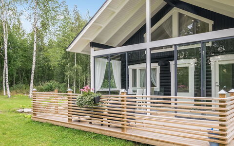 Kaislaranta: Möbel, Interior Design, Flooring, Fussboden, Tabelle, Decke, Küche & Esszimmer Tisch, Beleuchtung, Stuhl, Zuhause