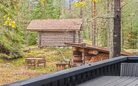Metsätupa: Holz, Hütte, Haus, Zuhause, Tür, Hartholz, Gartenbauten, Holzbeize, Blockhaus, Planke