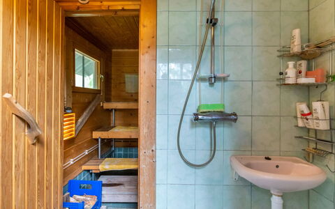 Kivilahti: Möbel, Interior Design, Flooring, Fussboden, Tabelle, Decke, Küche & Esszimmer Tisch, Beleuchtung, Stuhl, Zuhause