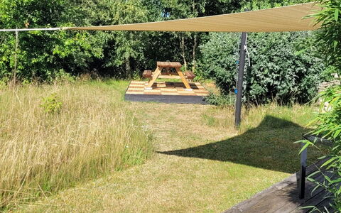 Bonde - 800M to the Fjord: Möbel, Interior Design, Holz, Decke, Flooring, Fussboden, Holzboden, Küche & Esszimmer Tisch, Tabelle, Light Fixture