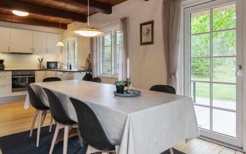 Hila: Möbel, Holz, Flooring, Interior Design, Küche & Esszimmer Tisch, Esszimmer, Fussboden, Zuhause, Holzboden, Tabelle