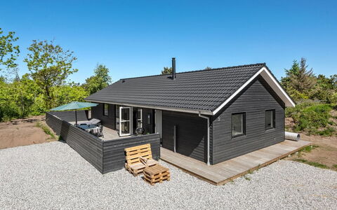 Merve - 800M to the Fjord: Haus, Dach, Zuhause, Hütte, Schuppen, Gartenbauten, Abstellgleis, Garten, Blockhaus, Hütte