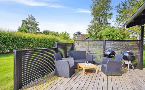 Volmer - 700M from the Sea: Decke, Flooring, Interior Design, Fussboden, Verbundwerkstoff, Möbel, Resort, Hotel, Design, Daylighting