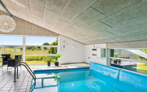Katharine - 175M from the Sea: Holz, Zuhause, Veranda, Deck, Hartholz, Dach, Holzbeize, Holzboden, Eco Hotel