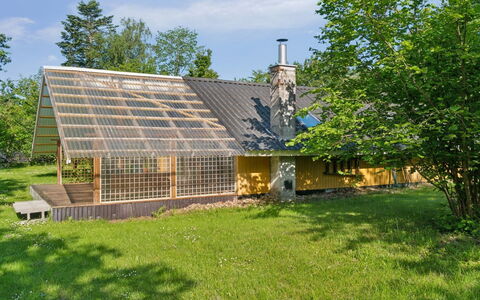 Lennart - 4Km from the Sea: Blau, Strauch, Hütte, Ground, Garten, Estate, Schatten, Landscaping, Bauernhaus, Eco Hotel
