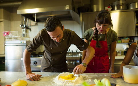 Casalta: Essen, Geschirr, Tabelle, Countertop, Küche, Kochen, Küche, Küchengerät