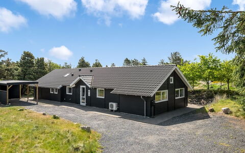 Jeldrik - 1.5Km from the Sea: Haus, Dach, Zuhause, Hütte, Schuppen, Gartenbauten, Abstellgleis, Garten, Blockhaus, Hütte