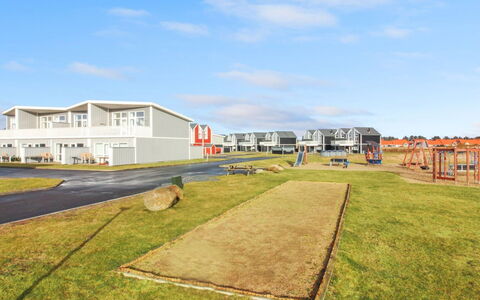 Borica - 700M from the Sea: Decke, Flooring, Interior Design, Fussboden, Verbundwerkstoff, Möbel, Resort, Hotel, Design, Daylighting