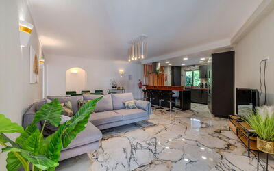 T2 Cassias Vip Properties