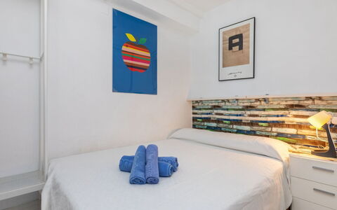 Rosa Maria Mar: Wasser, Gebäude, Himmel, Daytime, Eigentum, Schwimmbad, Azurblau, Fenster, Tower Block, Pflanze